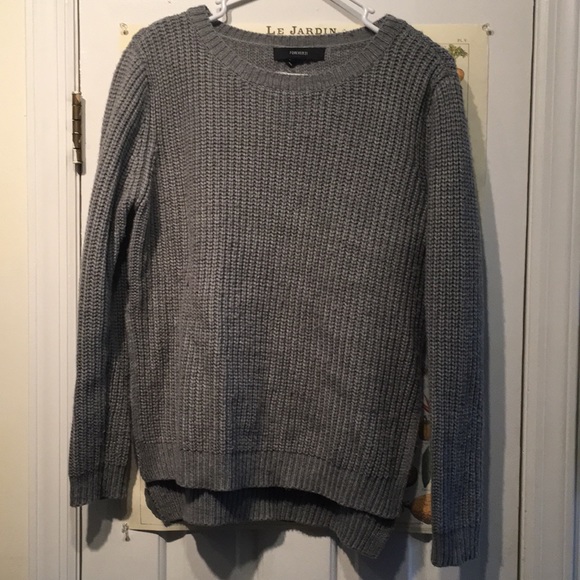 Gray knit sweater - Picture 3 of 5